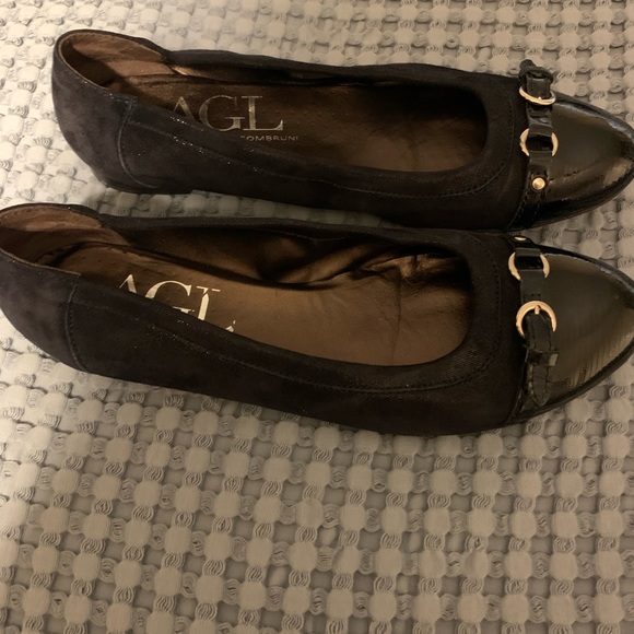 🎉 FINAL PRICE 🎉 AGL navy blue cap toe flat - Picture 3 of 7